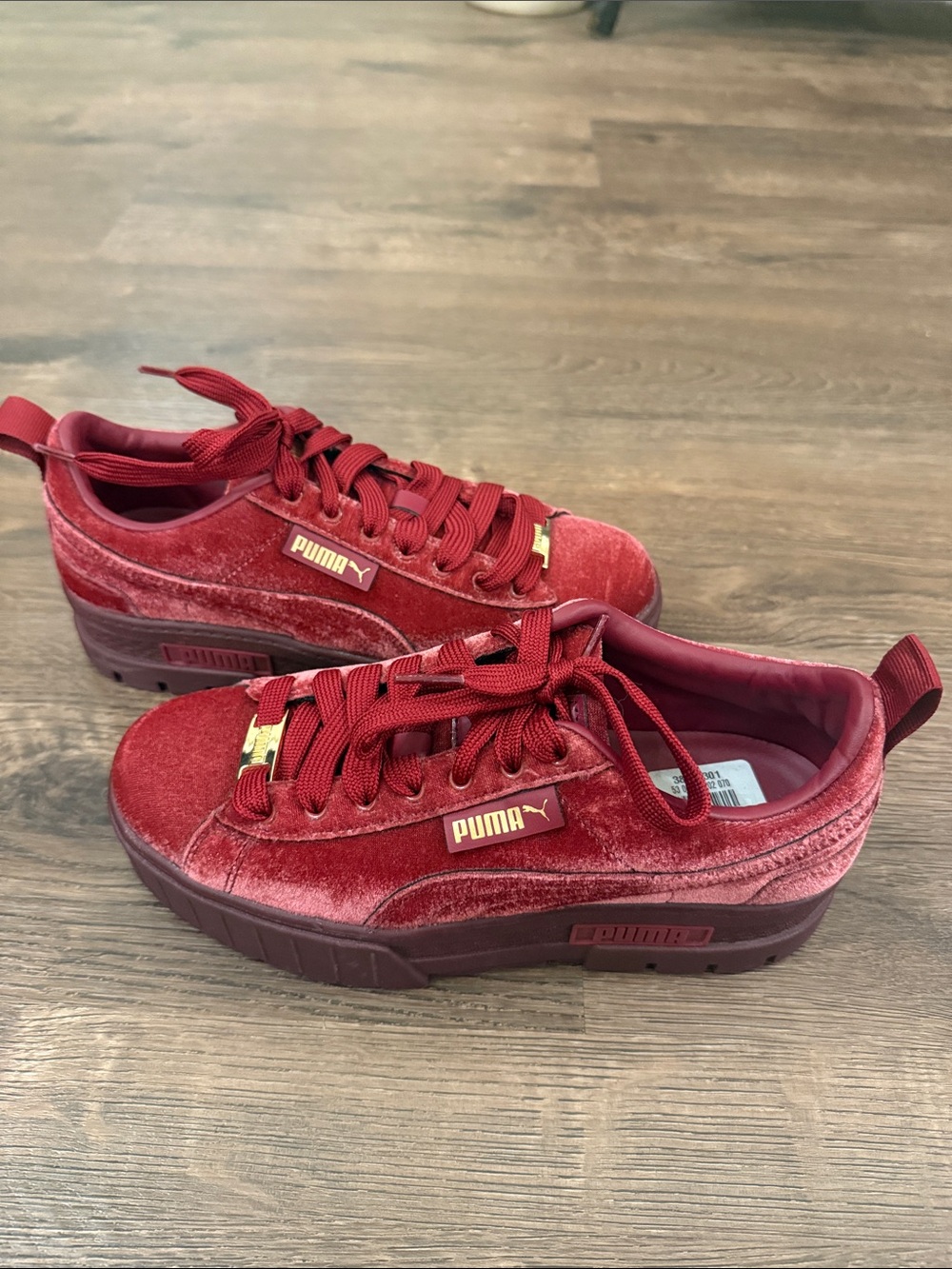 Puma Mayze Red Burgundy Velvet Platform Sneakers with Gold Accents Size 7